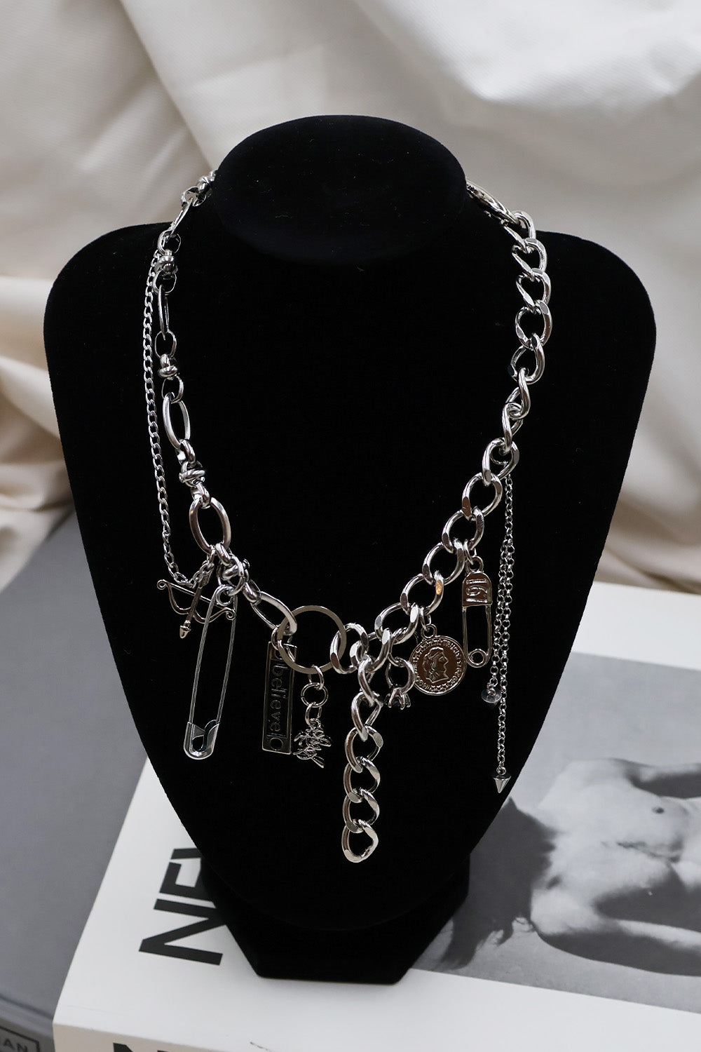 immune orbit necklace-025