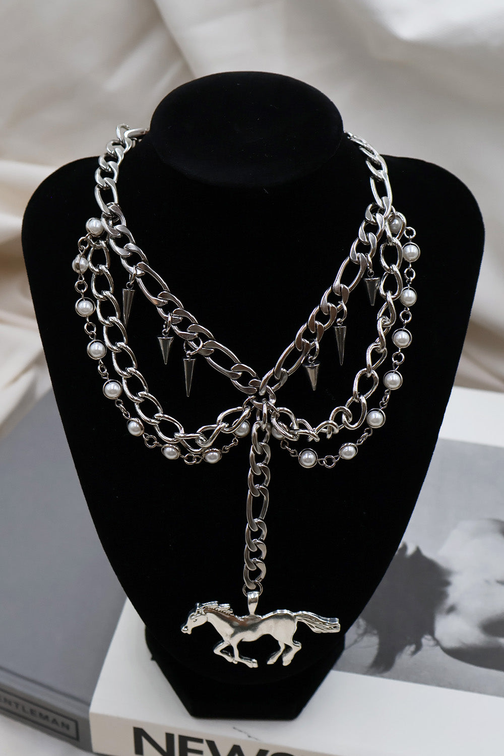 immune orbit necklace-026