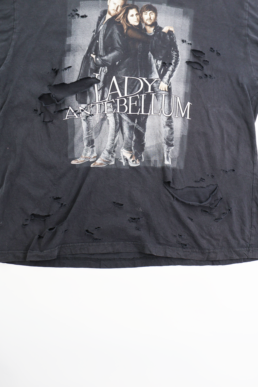 Vintage Damaged Tee-004