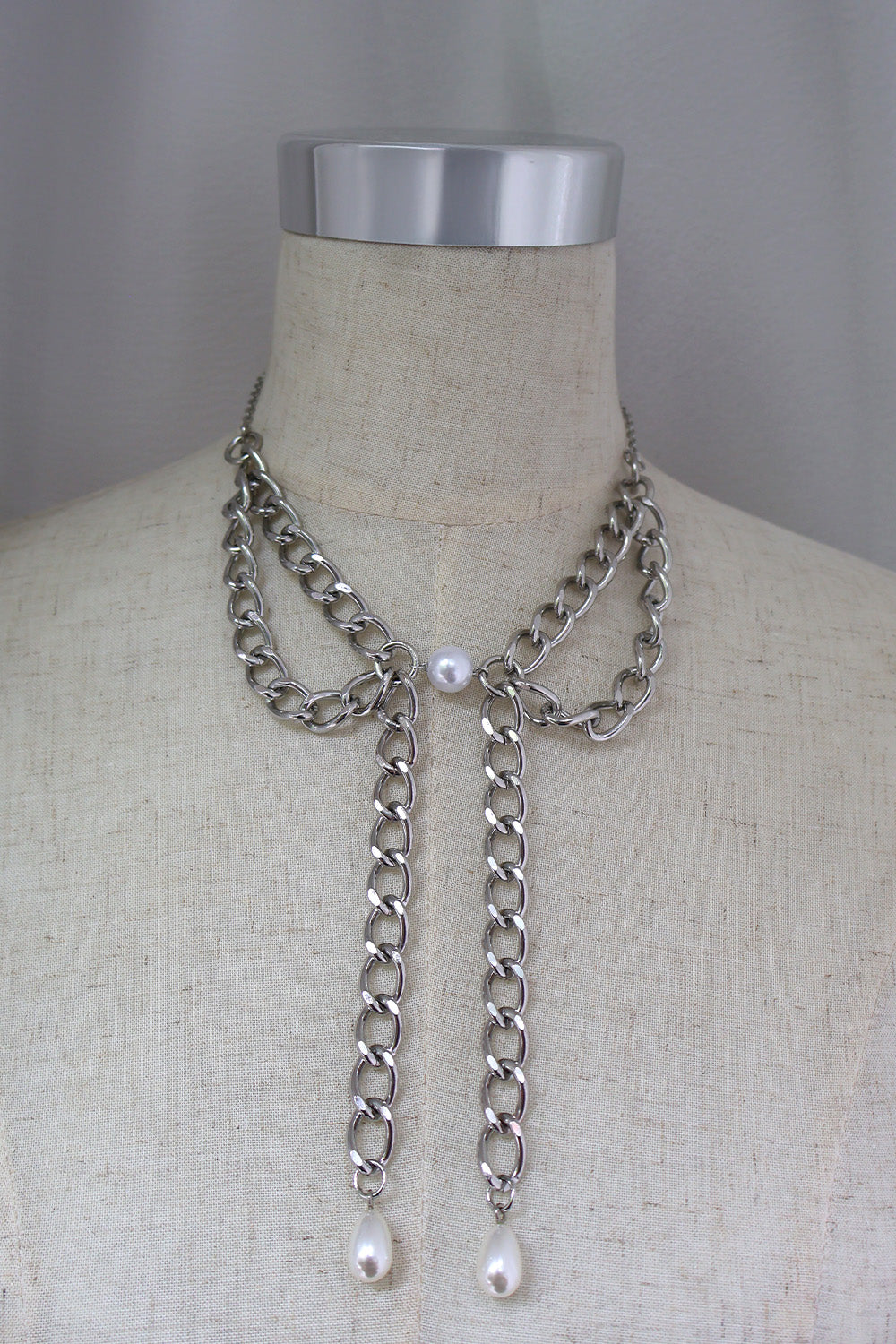 immune orbit necklace-090