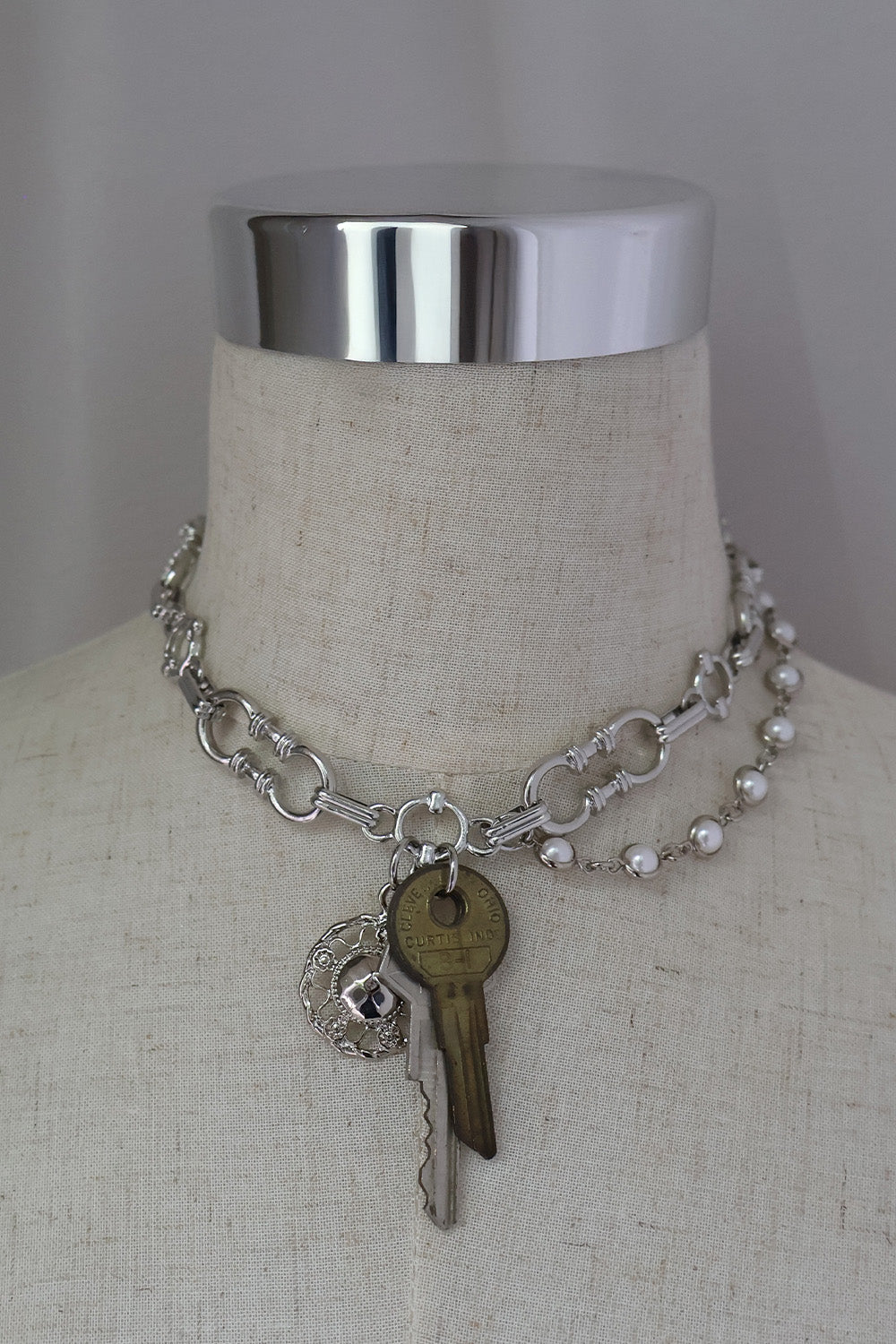 immune orbit necklace-080