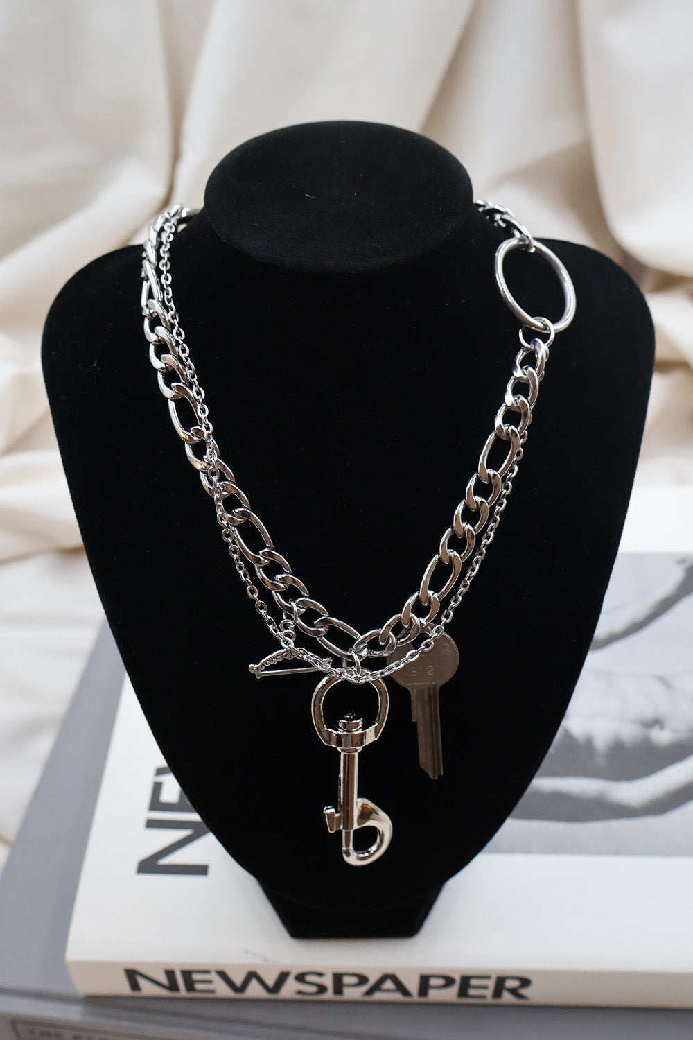 immune orbit necklace-058