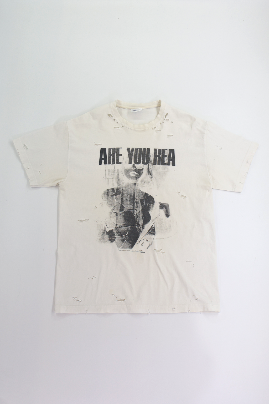 Vintage Damaged Tee-005