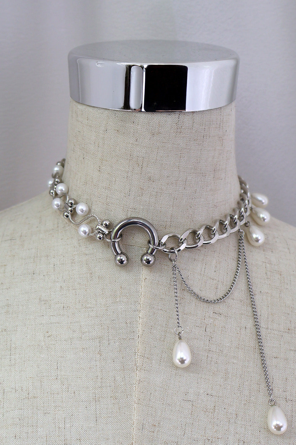 immune orbit necklace-105