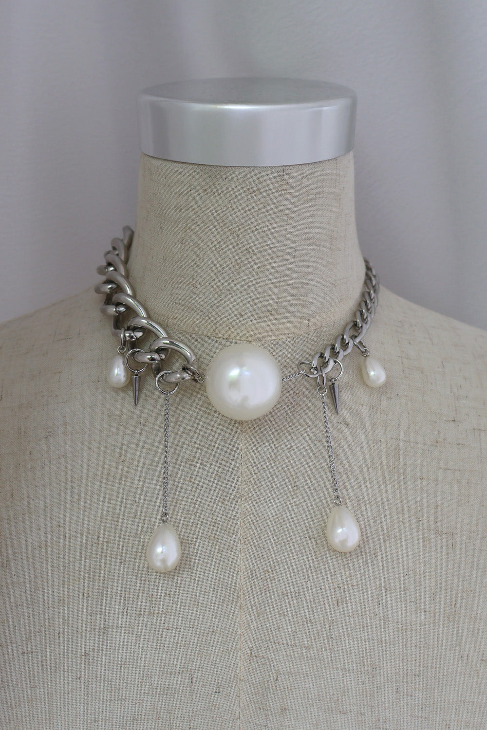 immune orbit necklace-107