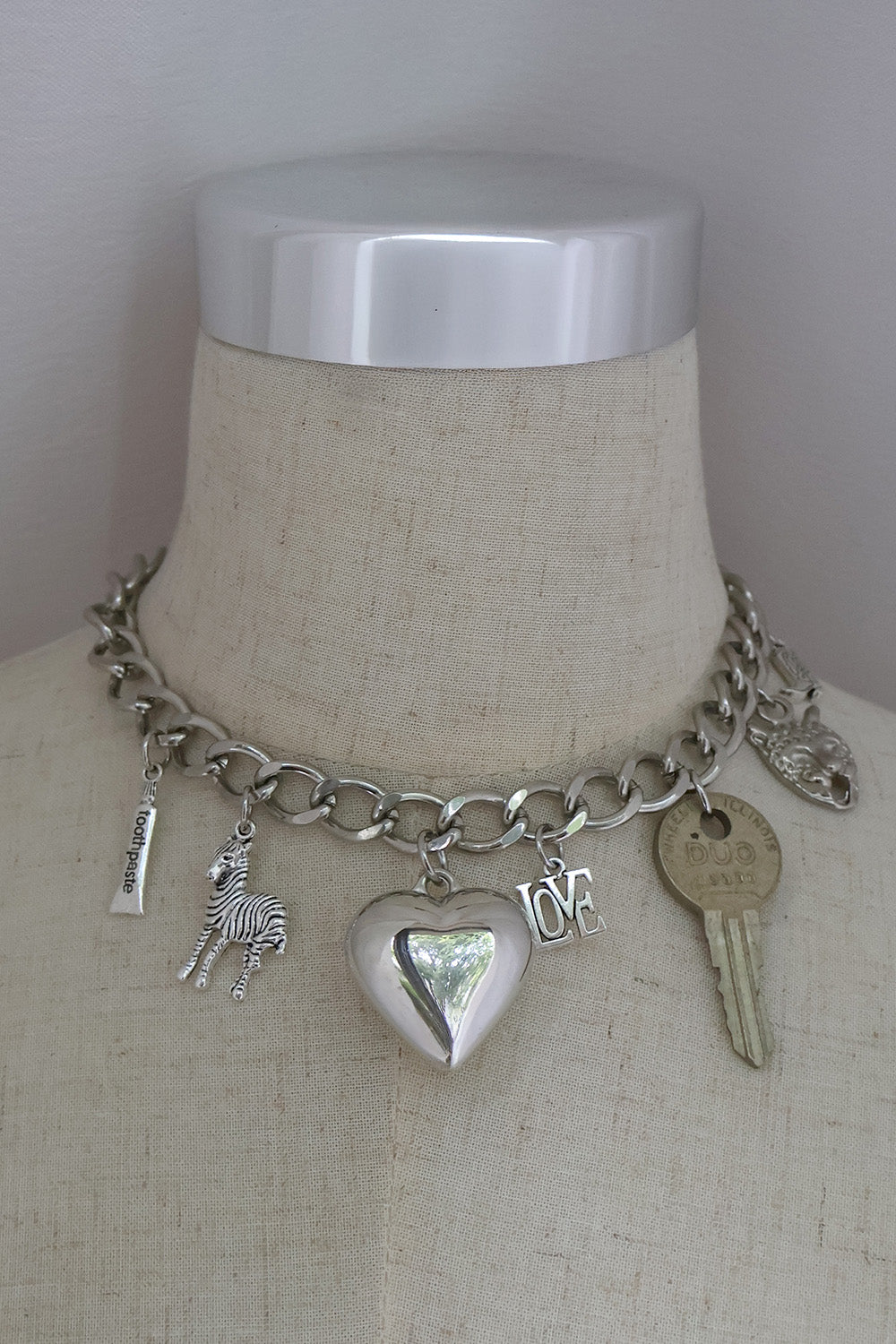 immune orbit necklace-111