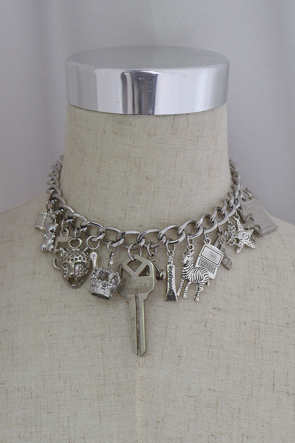 immune orbit necklace-109