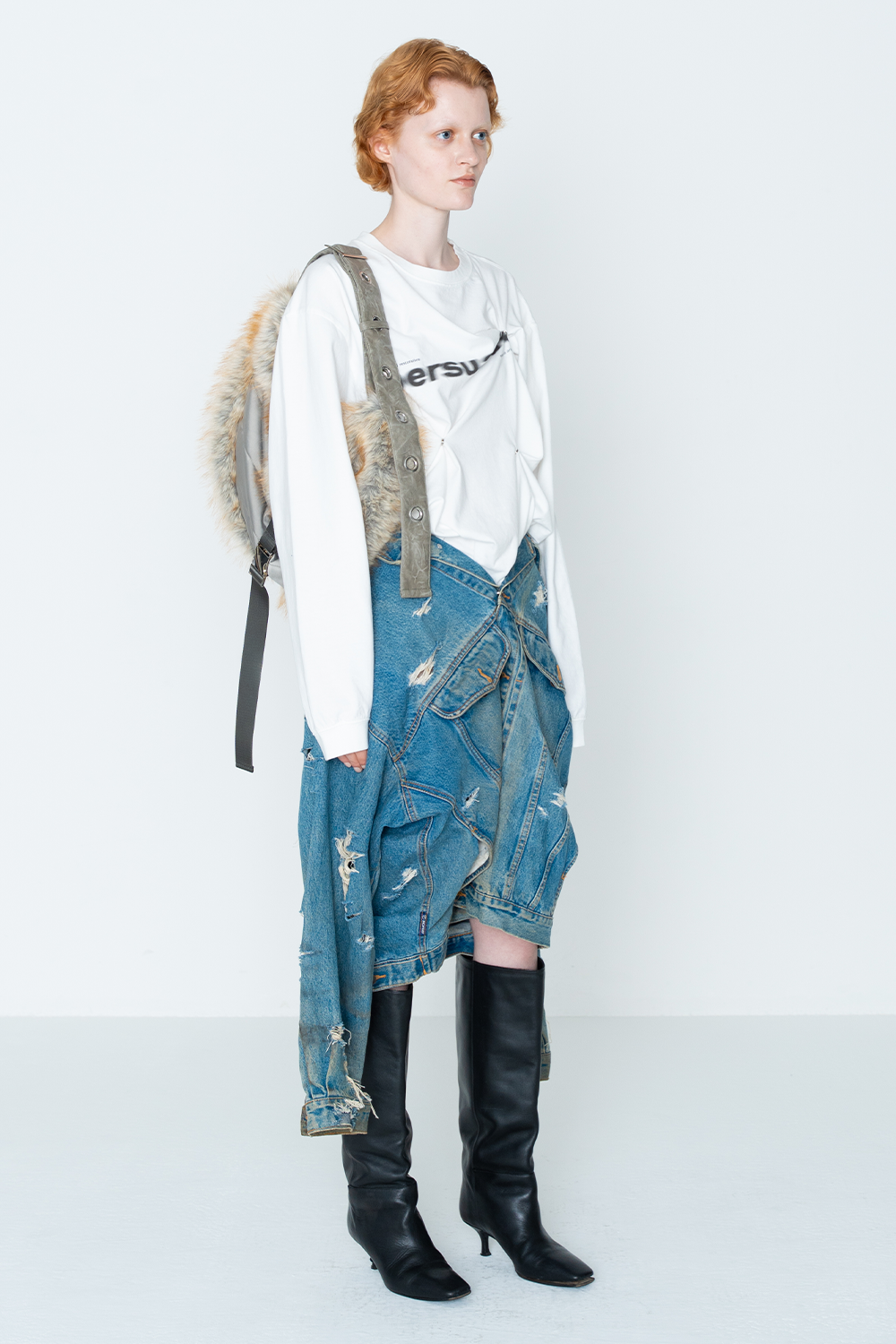 Persuade Long Sleeve Tee/WHT