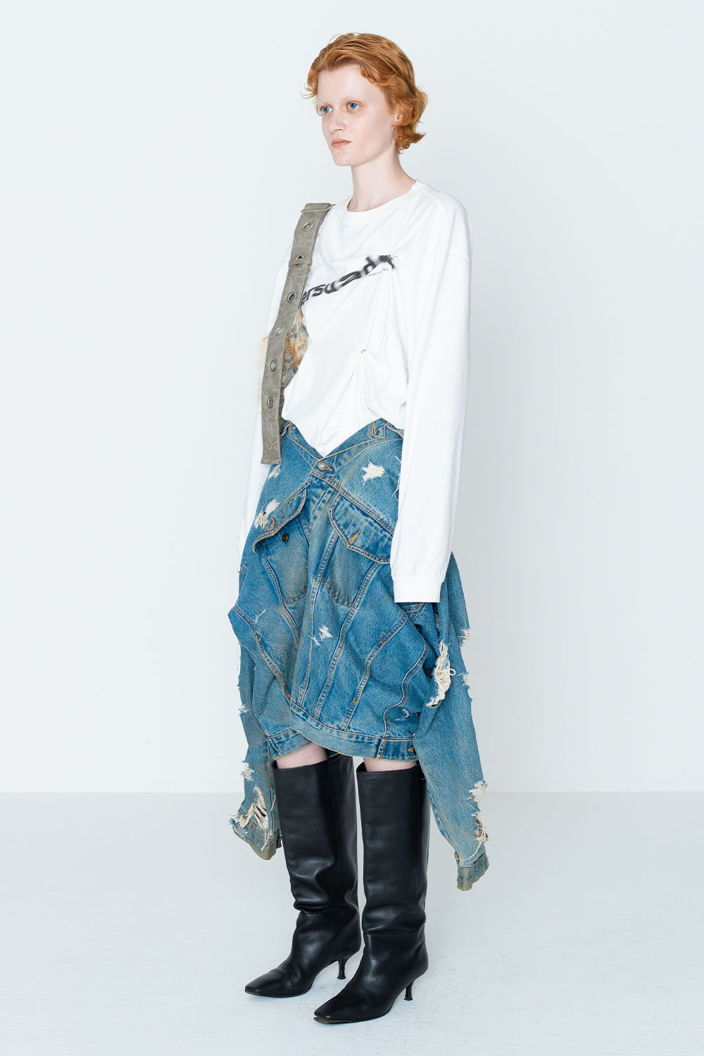 Persuade Long Sleeve Tee/WHT