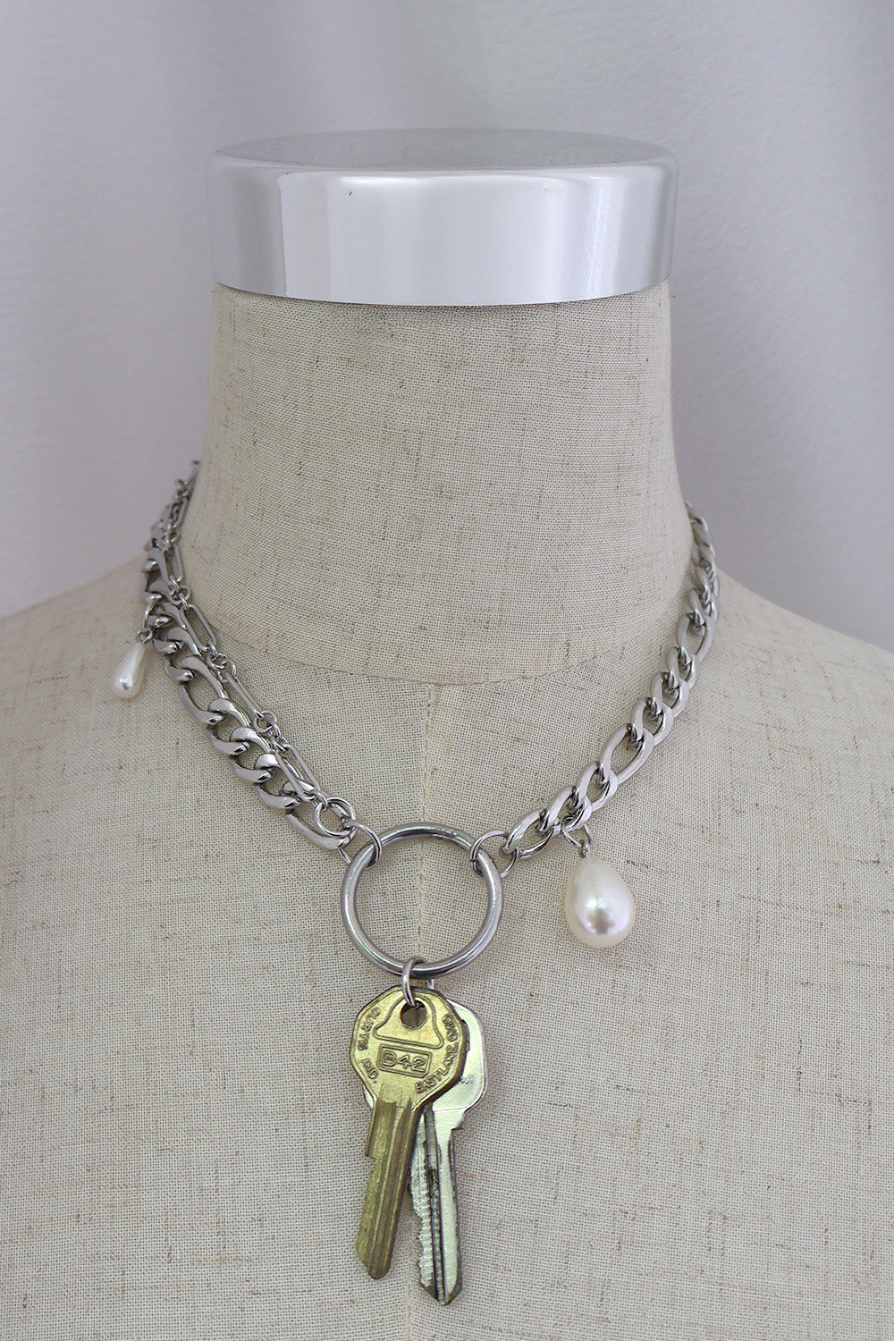 immune orbit necklace-069
