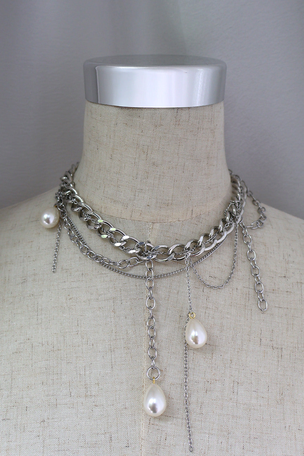 immune orbit necklace-094