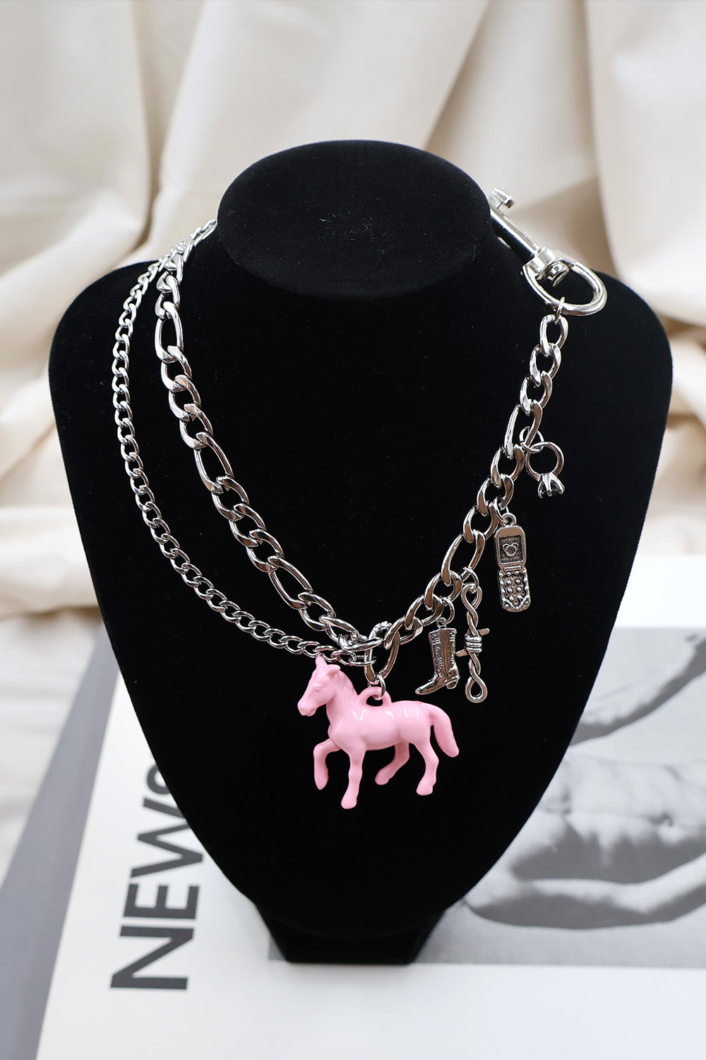 immune orbit necklace-064