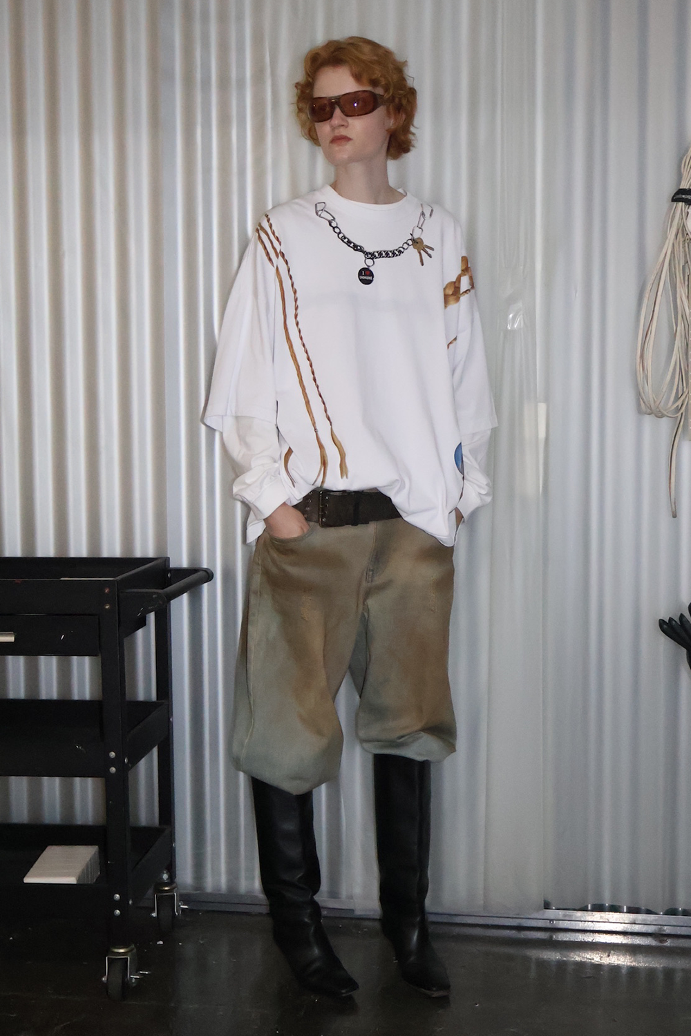 BLOND OVER TEE/WHT
