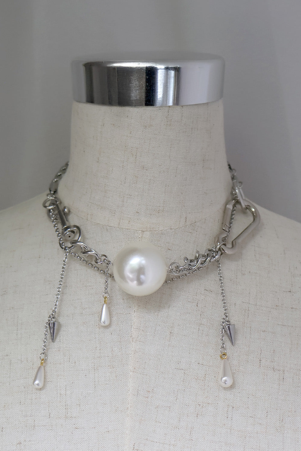immune orbit necklace-083