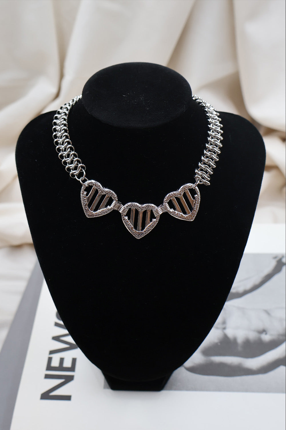 immune orbit necklace-063
