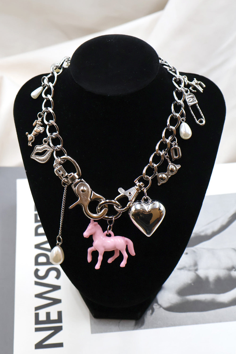 immune orbit necklace-036