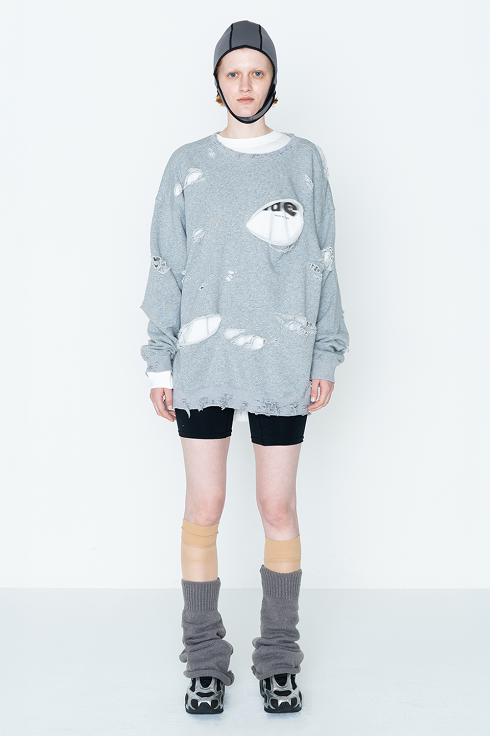 【PRE-ORDER】OVER DAMAGED SWEATSHIRT/GRY