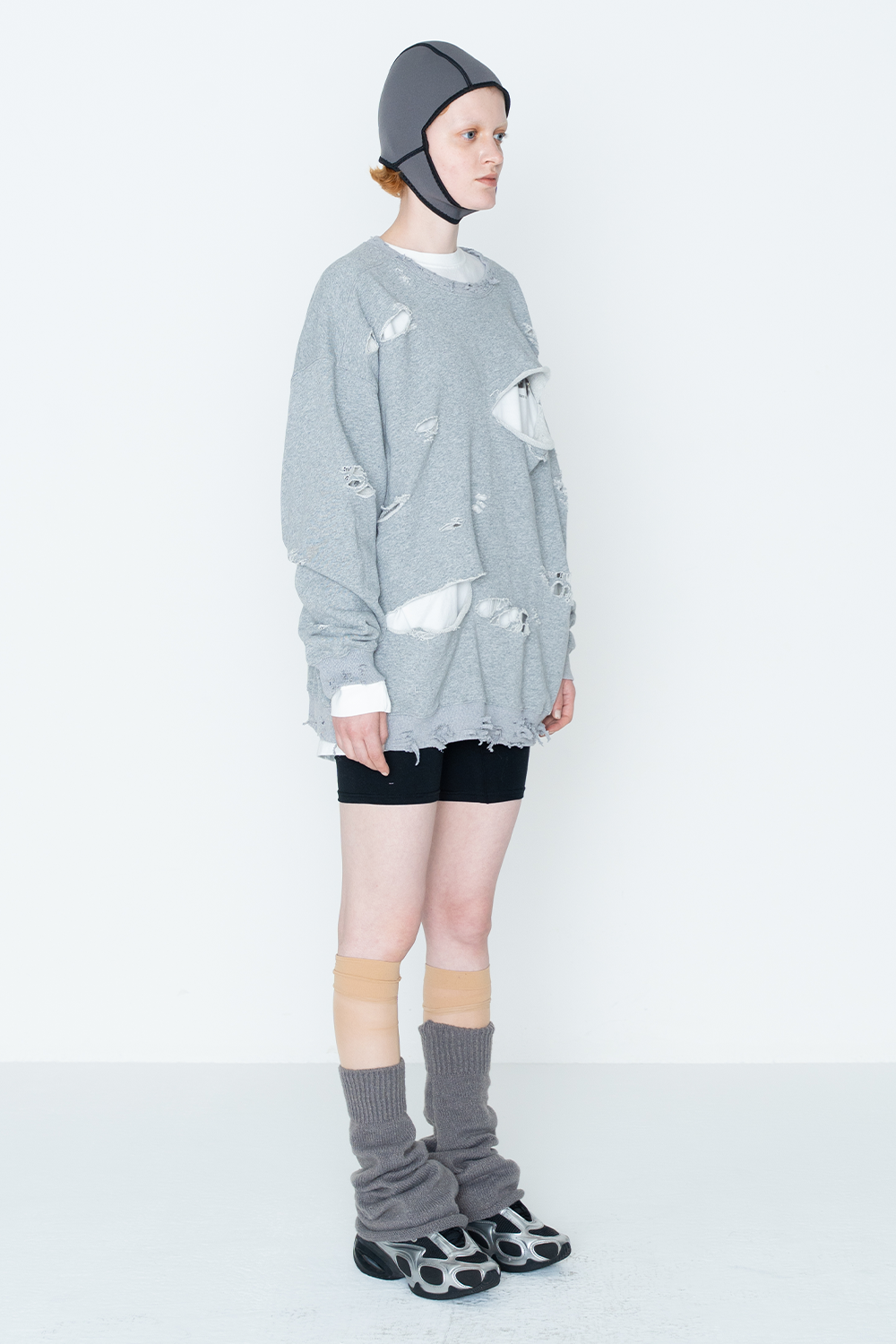 【PRE-ORDER】OVER DAMAGED SWEATSHIRT/GRY