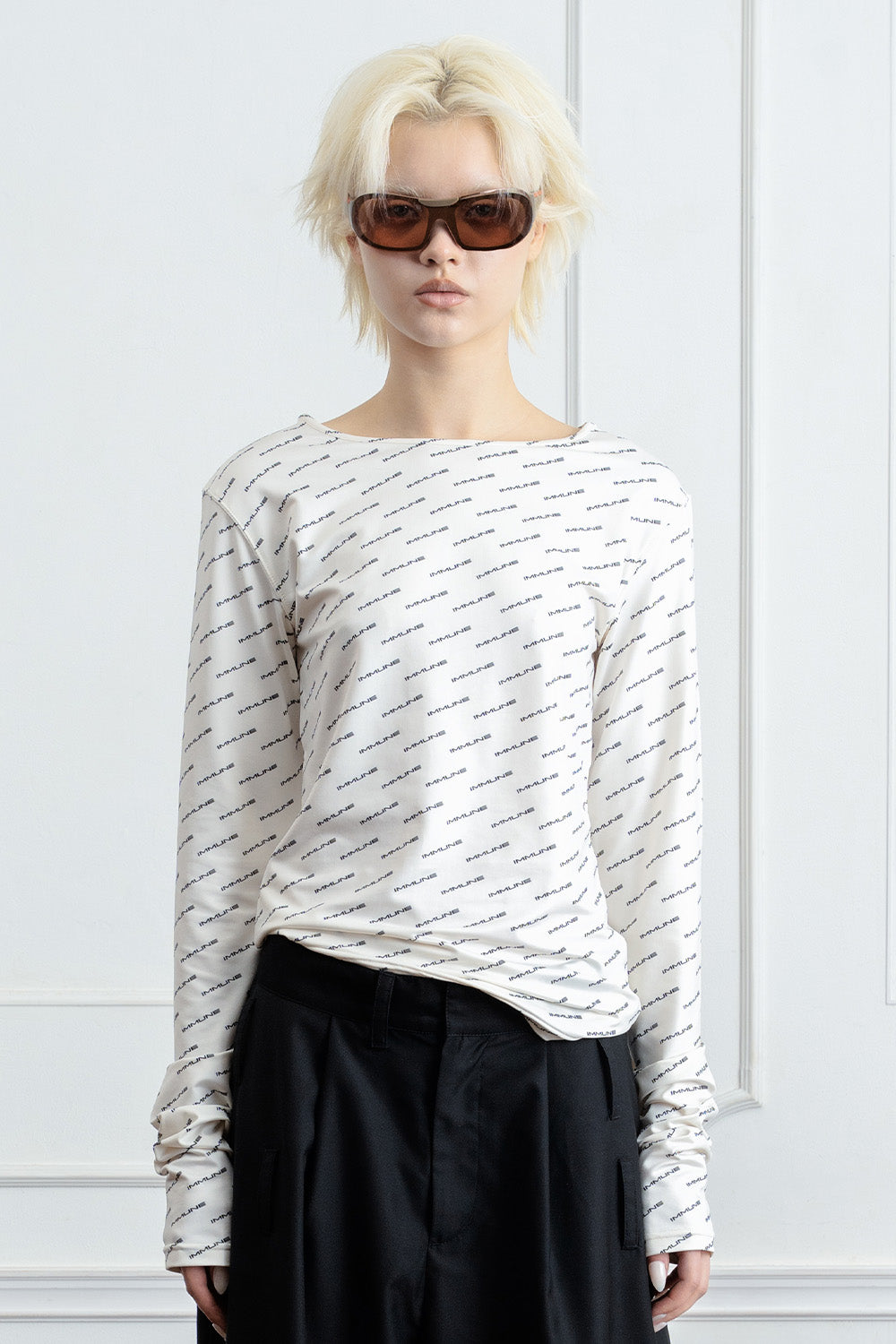 IMMUNE LOGO SKIN TOP