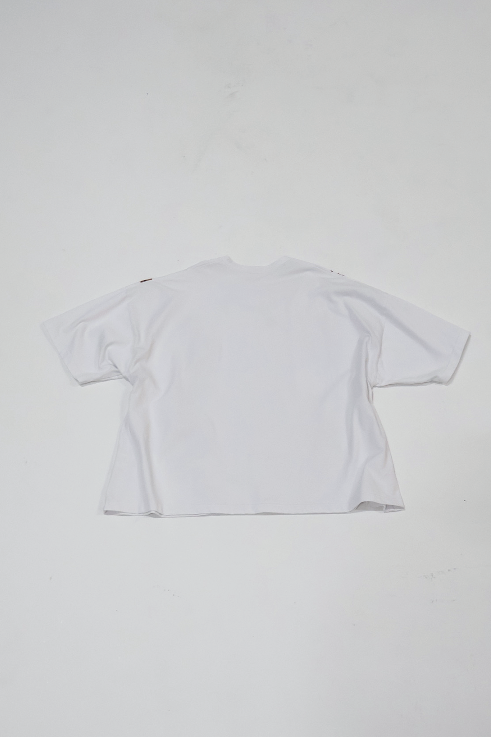BLOND OVER TEE/WHT