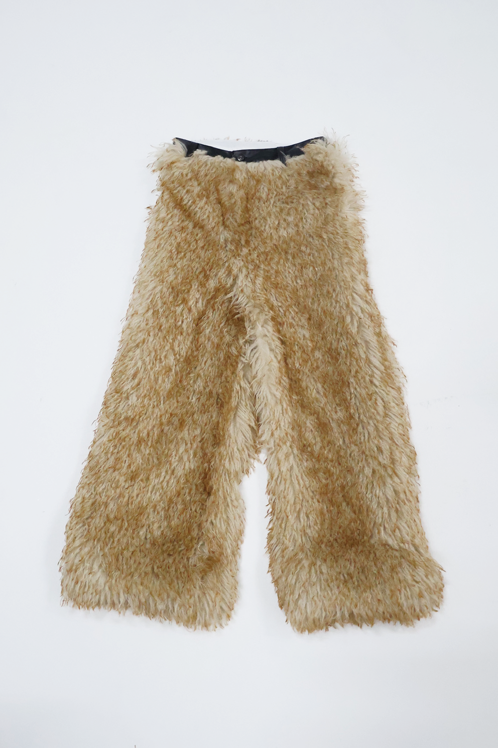 【PRE-ORDER】VOLUME FUR PANTS/BGE